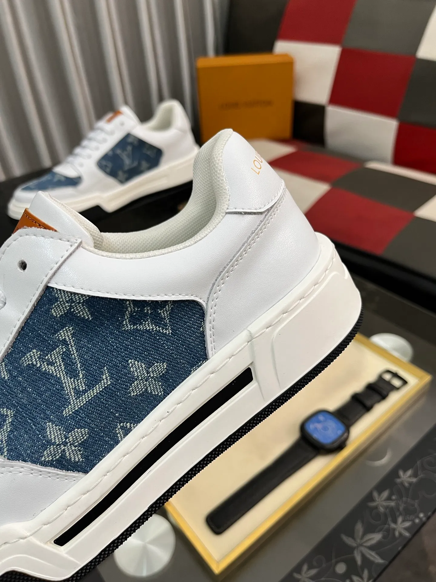 Men's Men's Shoes💰420⌚️⌚️《Lv*》The latest and most popular casual shoes, top brand [seduce] luxury~purchase, top~quality. [Strong] The upper is made of imported breathable cowhide with cloth material ➕ breathable sheepskin feet (•) and fine workmanship. Original personalized fashionable soft rubber wear-resistant outsole, size: 38-442️⃣colors available